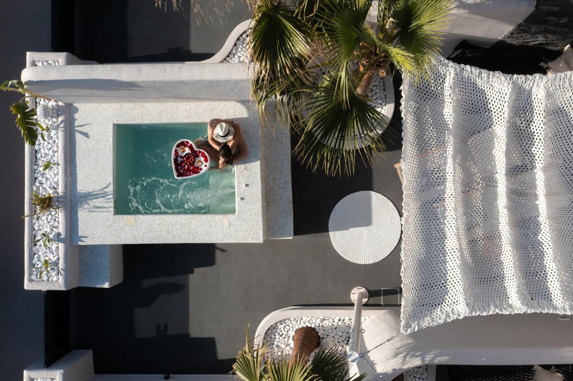 Aja Retreat Luxury Suites Kamári Eksteriør billede