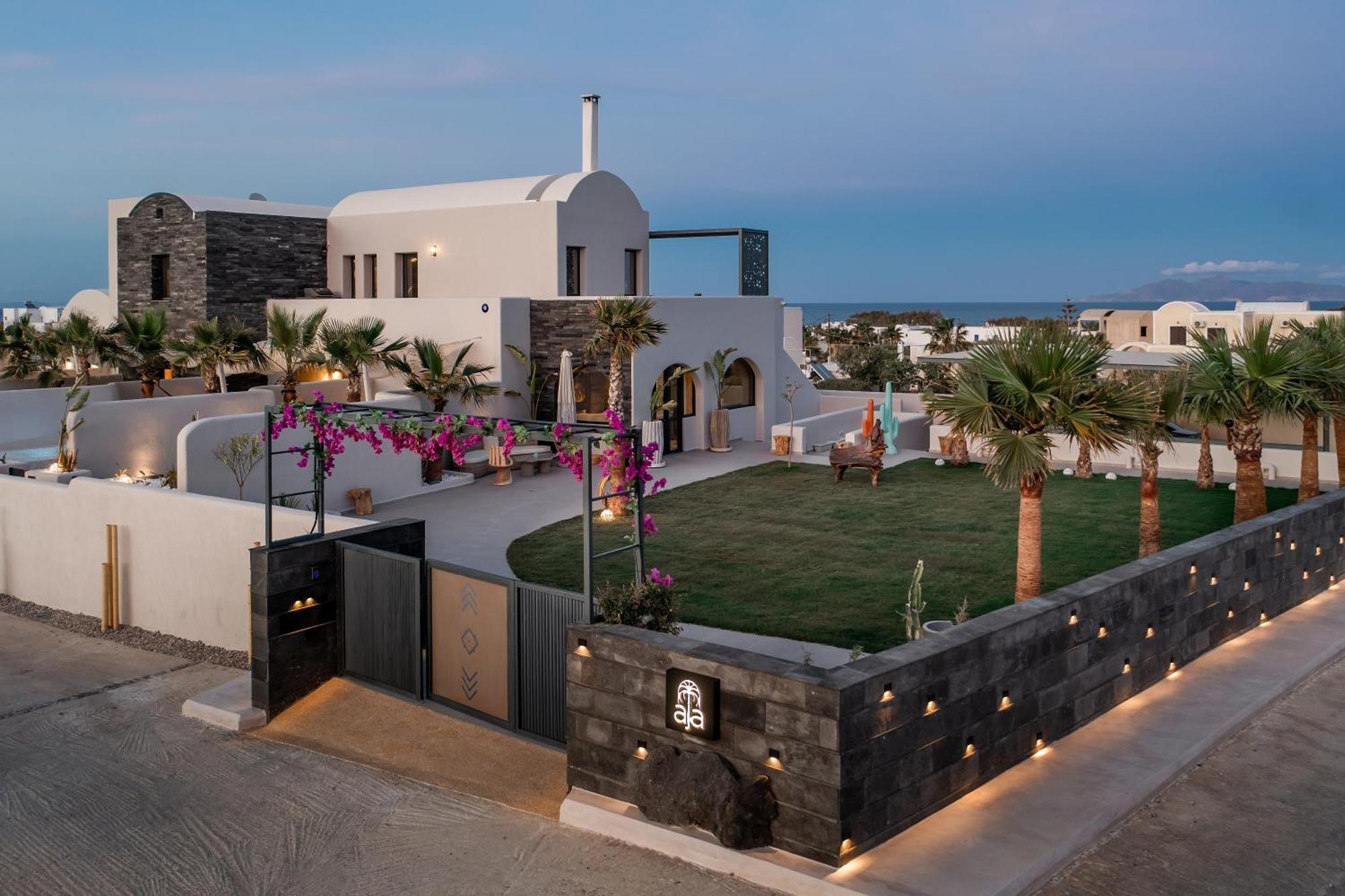 Aja Retreat Luxury Suites Kamári Eksteriør billede